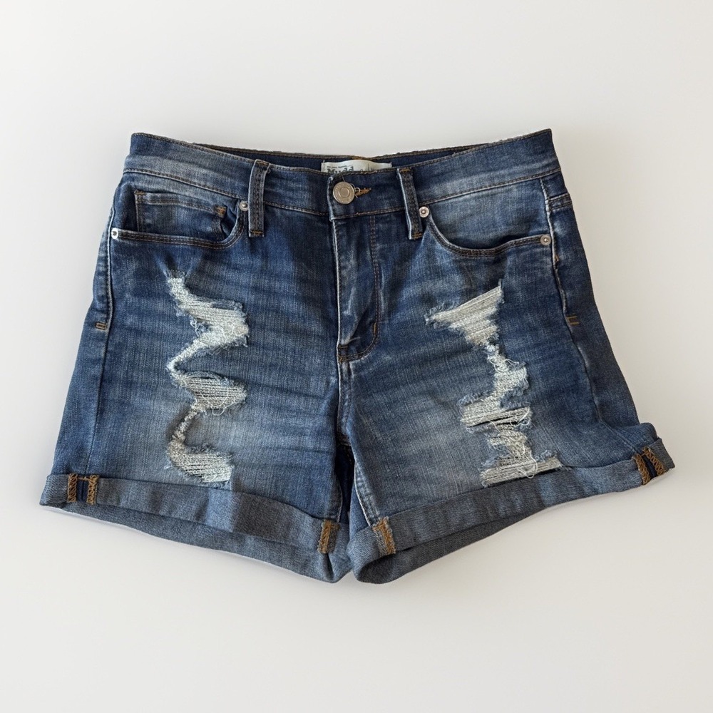 Mudd Women's Distressed Midi Cuffed Denim Shorts Tag Size 9 Measures 29x4
